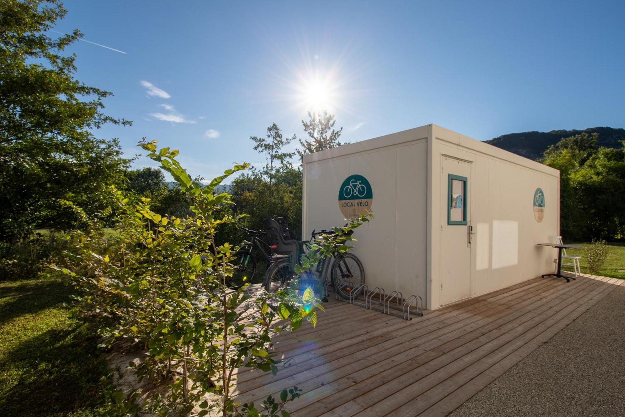 Shana Hotel & Residence Chanaz Buitenkant foto