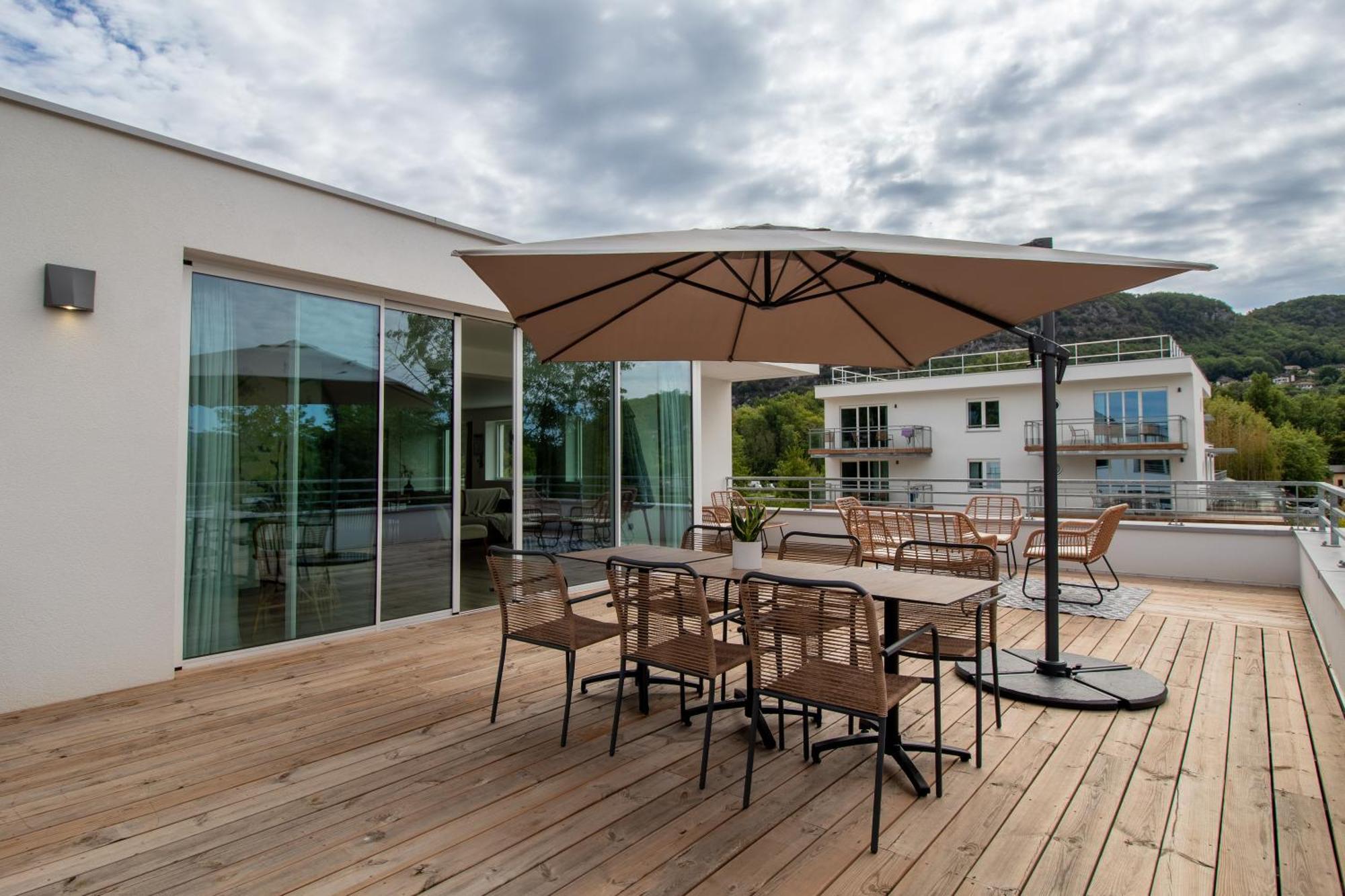 Shana Hotel & Residence Chanaz Buitenkant foto